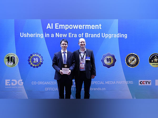 Shining at CES 2025, TCL Garners Multiple Awards for Display Innovations and Smart Home Solutions