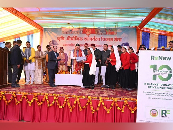 Pushkar Singh Dhami, Hon’ble CM of Uttarakhand, distributed blankets in Dehradun under ReNew’s ‘Gift Warmth’ campaign, which has provided 1 M+ blankets since 2015