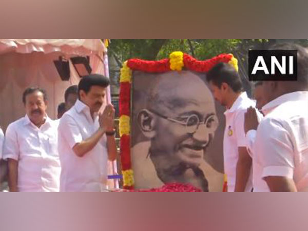 Tamil Nadu CM Stalin pays floral tributes to Mahatma Gandhi (Photo/ANI)