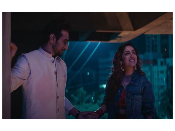 Still from Silsila song (Image source: Netflix)