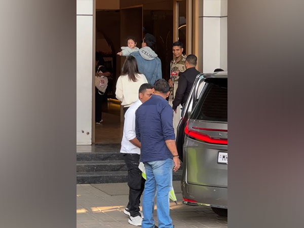 Alia, Ranbir with their daughter Raha (Image source: ANI)