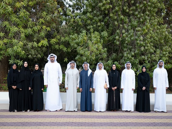 Hazza bin Zayed receives ECSSR delegation (Photo/WAM)