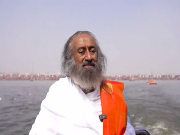  Sri Sri Ravishankar.(Photo/ANI)