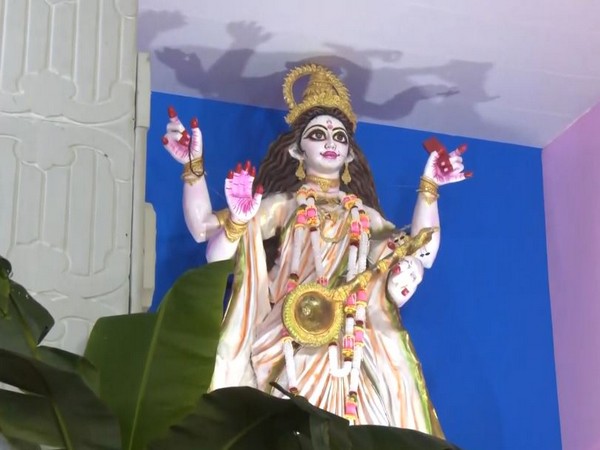  40-foot Goddess Saraswati idol in Agartala (Photo/ANI)