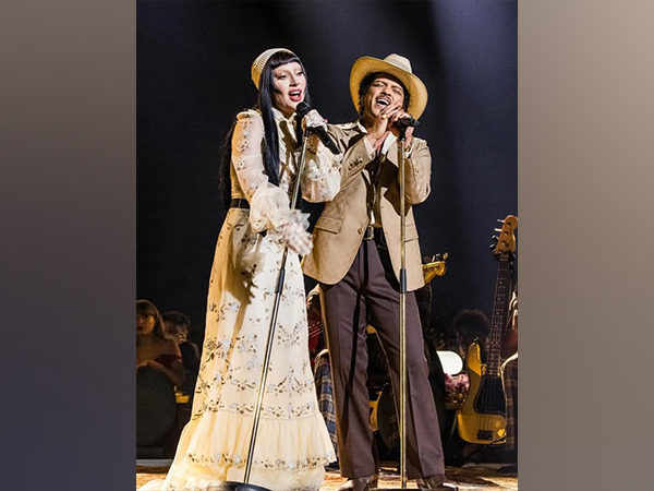 Lady Gaga, Bruno Mars (Photo/instagram/@recordingacademy)