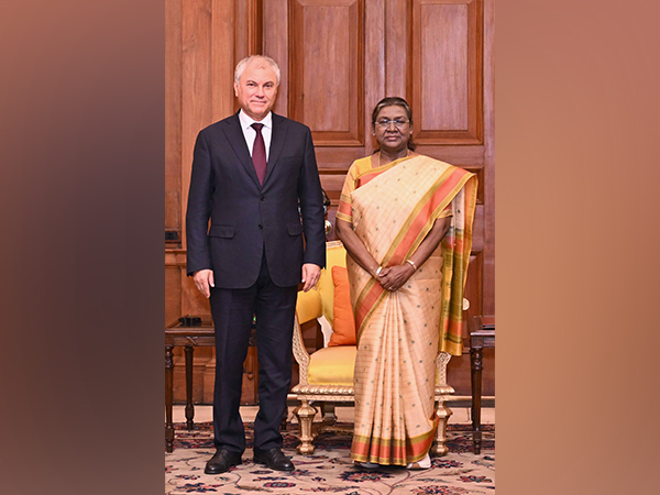 President Droupadi Murmu meets Russian parliamentary delegation led by Vyacheslav Volodin at Rashtrapati Bhavan. (Photo: ANI)