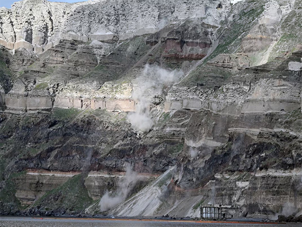 Earthquake at Santorini (Image/Reuters)