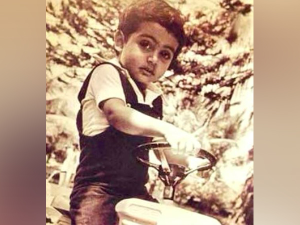 Abhishek Bachchan (Image Source: Instagram/@aishwaryaraibachchan_arb)