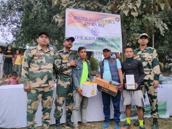 BSF distributing sports items to the villagers of the bordering villages of  East Jaintia Hills. (Photo/BSF Meghalaya)