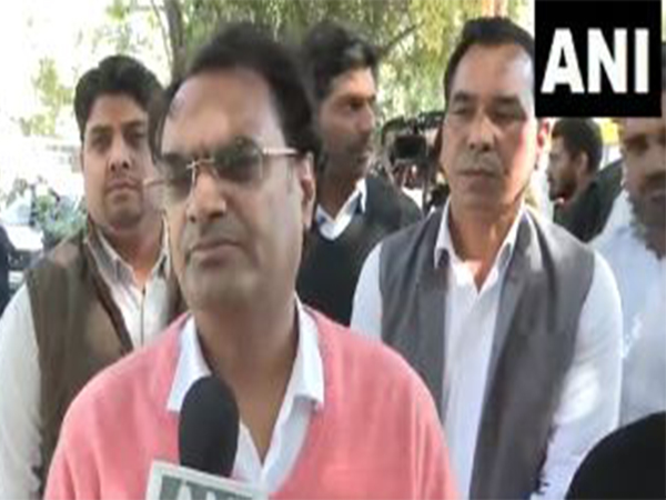  Aam Aadmi Party (AAP) leader and Delhi Minister Mukesh Ahlawat (Photo/ANI) 