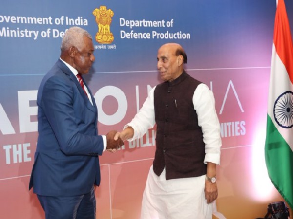 Defence Minister Rajnath Singh with Defence Minister of Fiji, Pio Tikoduadua (Image: X@rajnathsingh)