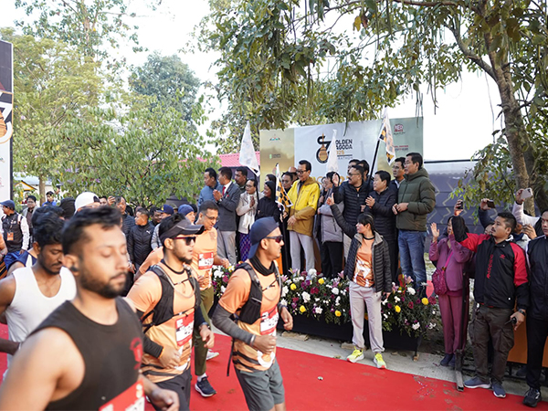 Participants in Golden Pagoda Marathon in Namsai (Photo/ANI)