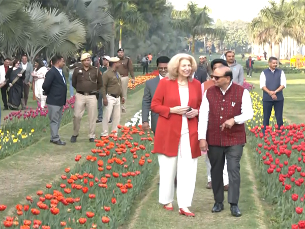  Delhi Lieutenant Governor Vinai Kumar Saxena and Netherland Ambassador to India Marisa Gerards  (Photo/ANI)