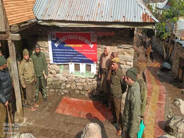 Kupwara Police act against terror-funded property. (Photo/Kupwara Police)