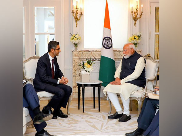 Google CEO Sundar Pichai with Prime Minister Narendra Modi (Photo/ ANI)