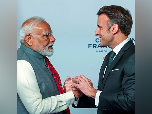 PM Narendra Modi with French President Emmanuel Macron (Photo/ANI)