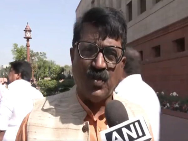 Shiv Sena (UBT) MP Arvind Sawant (Photo/ANI)