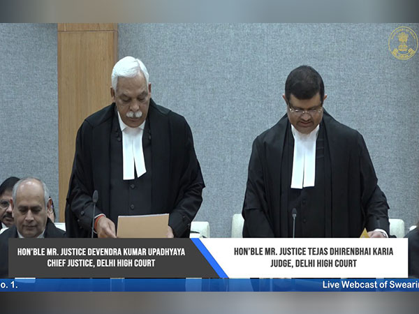 Tejas Dhirenbhai Karia takes oath as Delhi High Court Judge (Photo/Delhi HC)