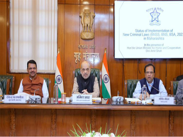 Amit Shah reviews Maharashtra’s implementation of new criminal laws.(Photo/Maharshtra CMO)