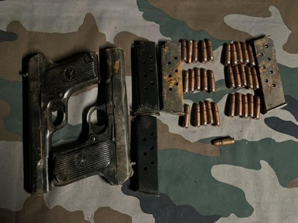  Indian Army recovers weapons in Kupwara (Photo/X/@ChinarcorpsIA)