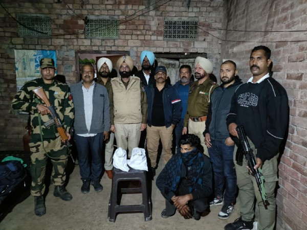 BSF arrest suspected smuggler. (Photo/ANI)