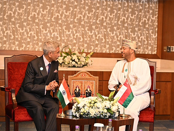 External Affairs Minister S Jaishankar with Oman FM Badr Albusaidi (X/@DrSJaishankar)