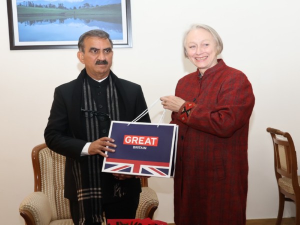 Himachal Pradesh CM Thakur Sukhvinder Singh Sukhu and Caroline Rowett, UK’s Deputy High Commissioner (Photo/@SukhuSukhvinder)