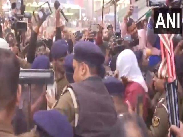 Accused in police custody (Photo/ANI)