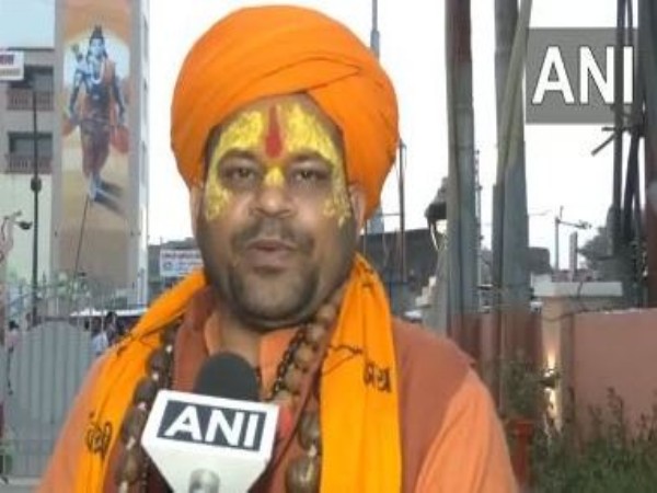 Ayodhya Hanuman Garhi temple priest Mahant Raju Das (Photo/ANI)