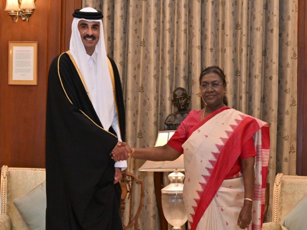 President Droupadi Murmu received Sheikh Tamim Bin Hamad Al Thani, Amir of the State of Qatar at Rashtrapati Bhavan (Photo/X@rashtrapatibhvn)