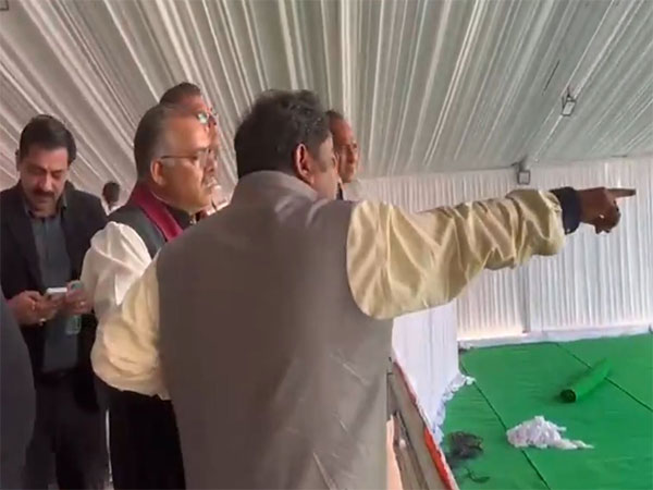 BJP leader Tarun Chugh inspects arrangements for Delhi CM swearing-in (Photo/ANI)