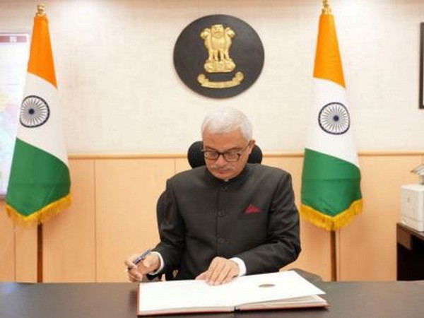 Vivek Joshi assumes charge as Election Commissioner (Photo/ANI)