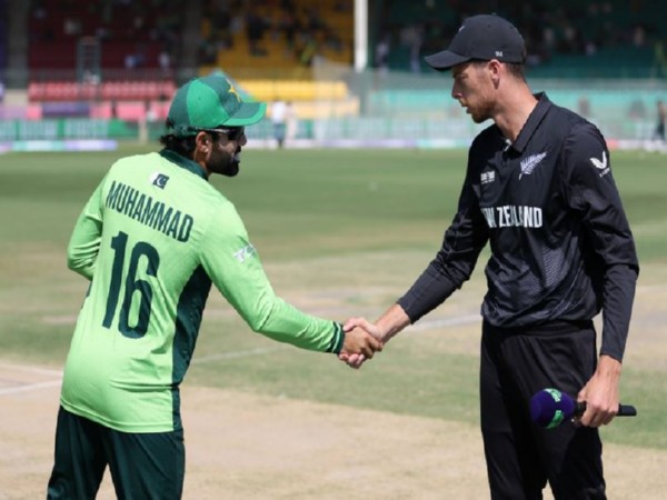 Mohammad Rizwan (L) and Mitchell Santner (R) (Photo: @BLACKCAPS/X) 