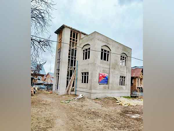 The seized property (Photo credit/Anantnag police)