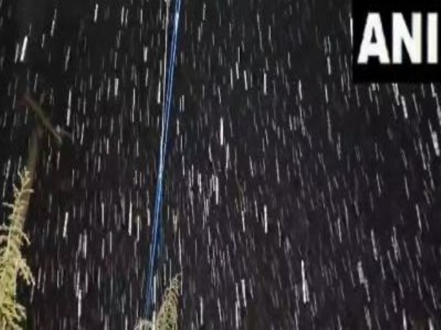 Fresh snowfall in J-K's Anantnag. (Photo/ANI)