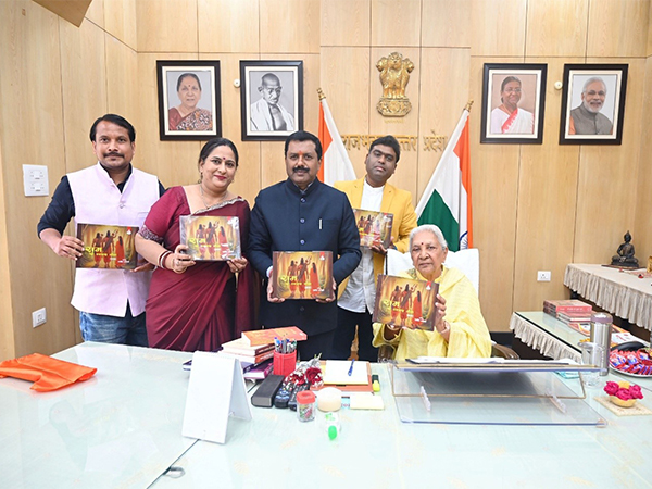 Uttar Pradesh Governor Anandiben Patel released Rajeev Aacharya's musical poems 
