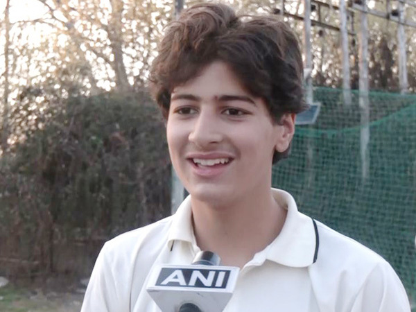 Cricket fan from Srinagar (Photo: ANI)