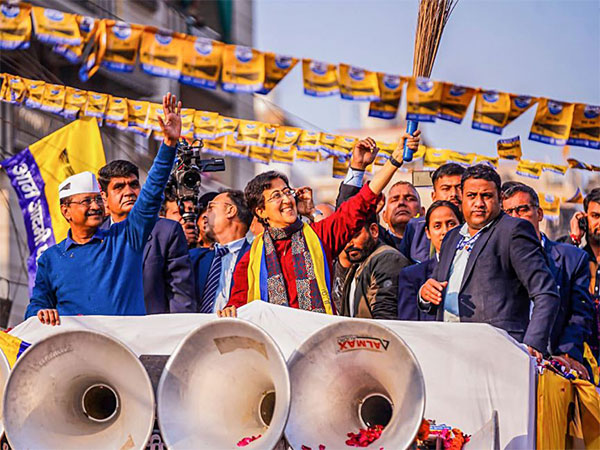 AAP national convenor Arvind Kejriwal and party leader Atishi (Photo: X@arvindkejriwal)