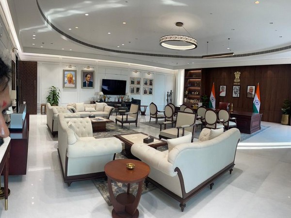 Picture of Delhi CHief Minister's chambers (Photo/X @BJP4Delhi)