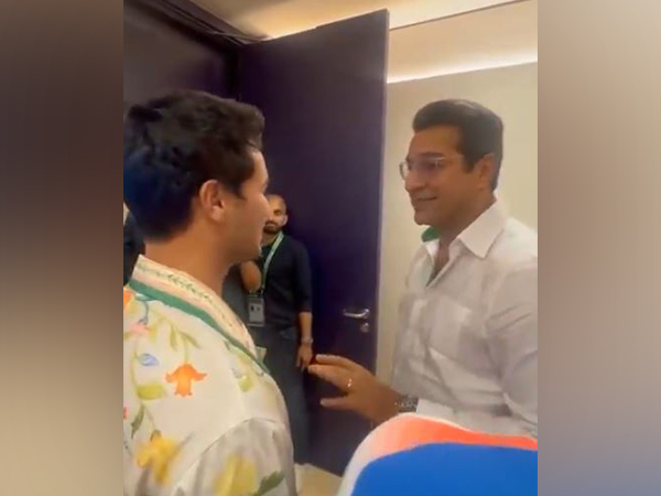 Abhishek Sharma and Wasim Akram (Photo: X/@srhfansofficial)