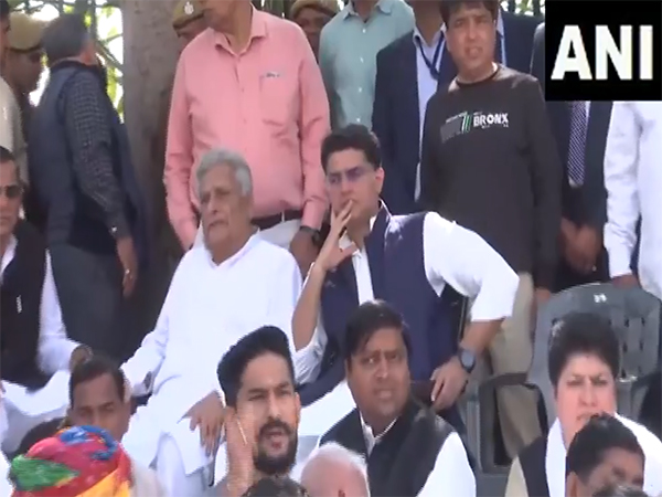 Sachin Pilot with the protesting Congress associates (Photo/ANI)
