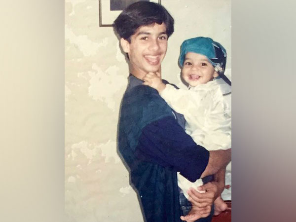 Shahid Kapoor and Ishaan Khatter (Image Source: Instagram/@ishaankhatter)