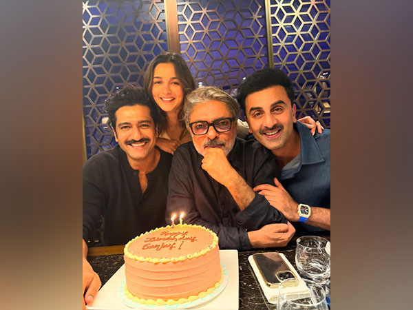 Alia Bhatt with Vicky, Bhansali and Ranbir (Photo/instagram/@aliaabhatt)