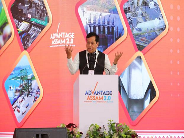 Union Minister  Sarbananda Sonowal at Advantage Assam 2.0 (Photo/PIB)
