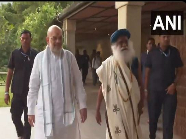 Union Home Minister Amit Shah with Sadhguru (Photo/Isha Foundation)