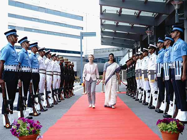 President of the European Commission, Ursula von der Leyen  was welcomed by Union MoS Anupriya Patel (Photo/X @MEAIndia)