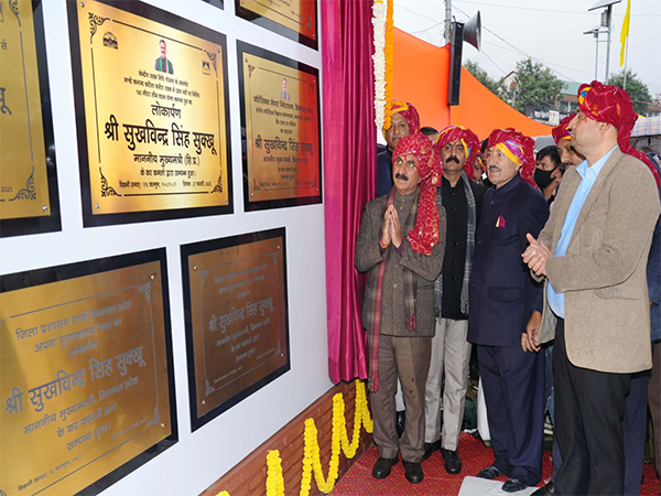 Himachal Pradesh CM Sukhvinder Singh Sukhu inaugurates and lays foundation stones for several development projects in Mandi (Photo/Himachal Govt)