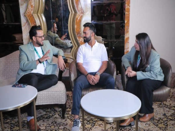 Dinesh Karthik, Shazi Ahmad, Dr. Rashid Khan Present at the Press Conference of (T10-STCL) T10 Super Tennis Cricket League in Mumbai