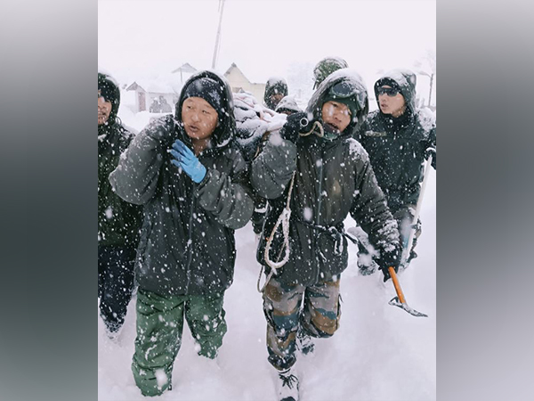 Rescue ops on at site of Avalanche in Chamoli (Photo/@suryacommand)