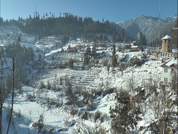 Doda district in Jammu and Kashmir transforms into Winter Wonderland (Photo/ANI)